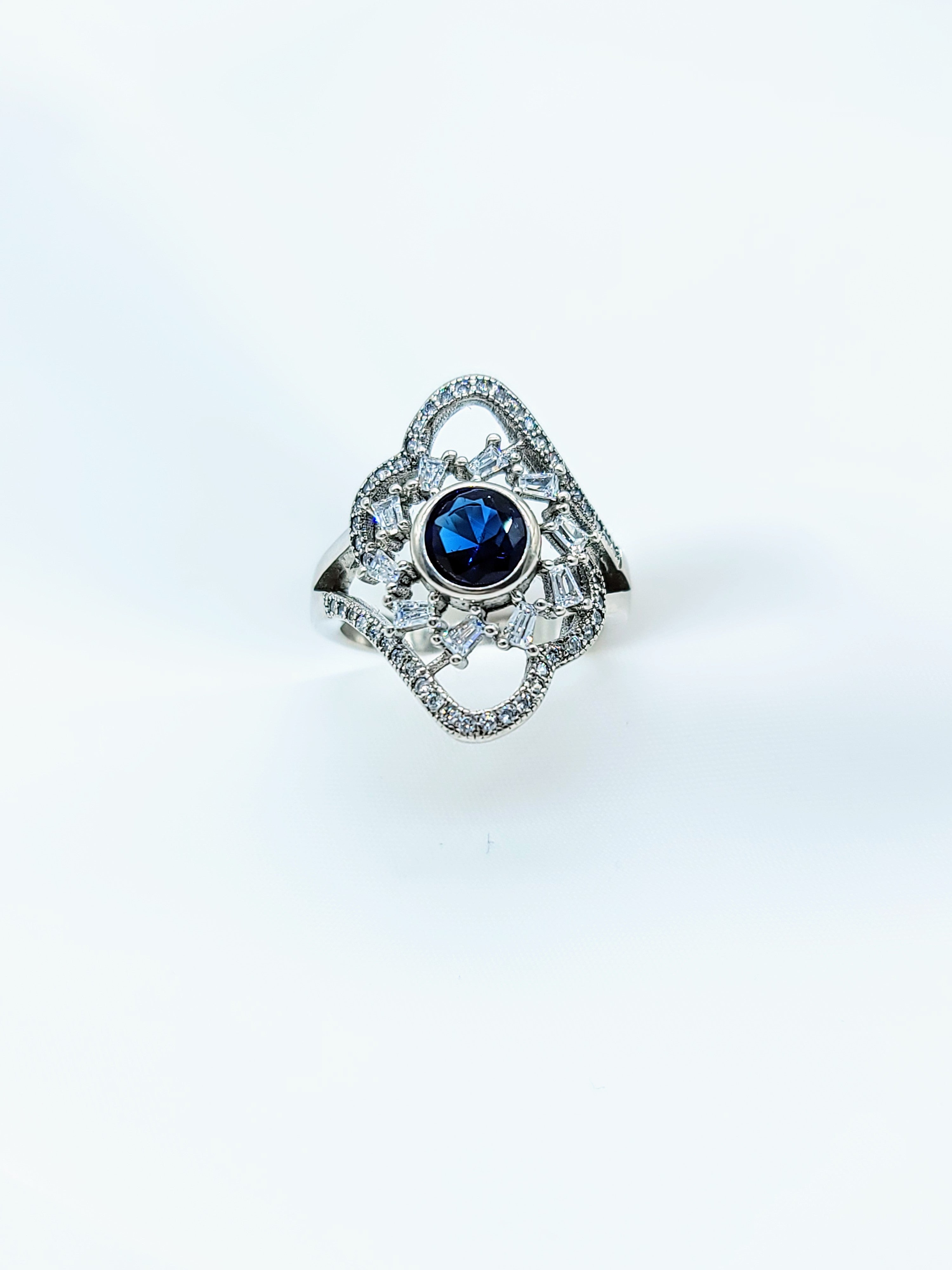 Stimulated Sapphire CZ Diamond Shape