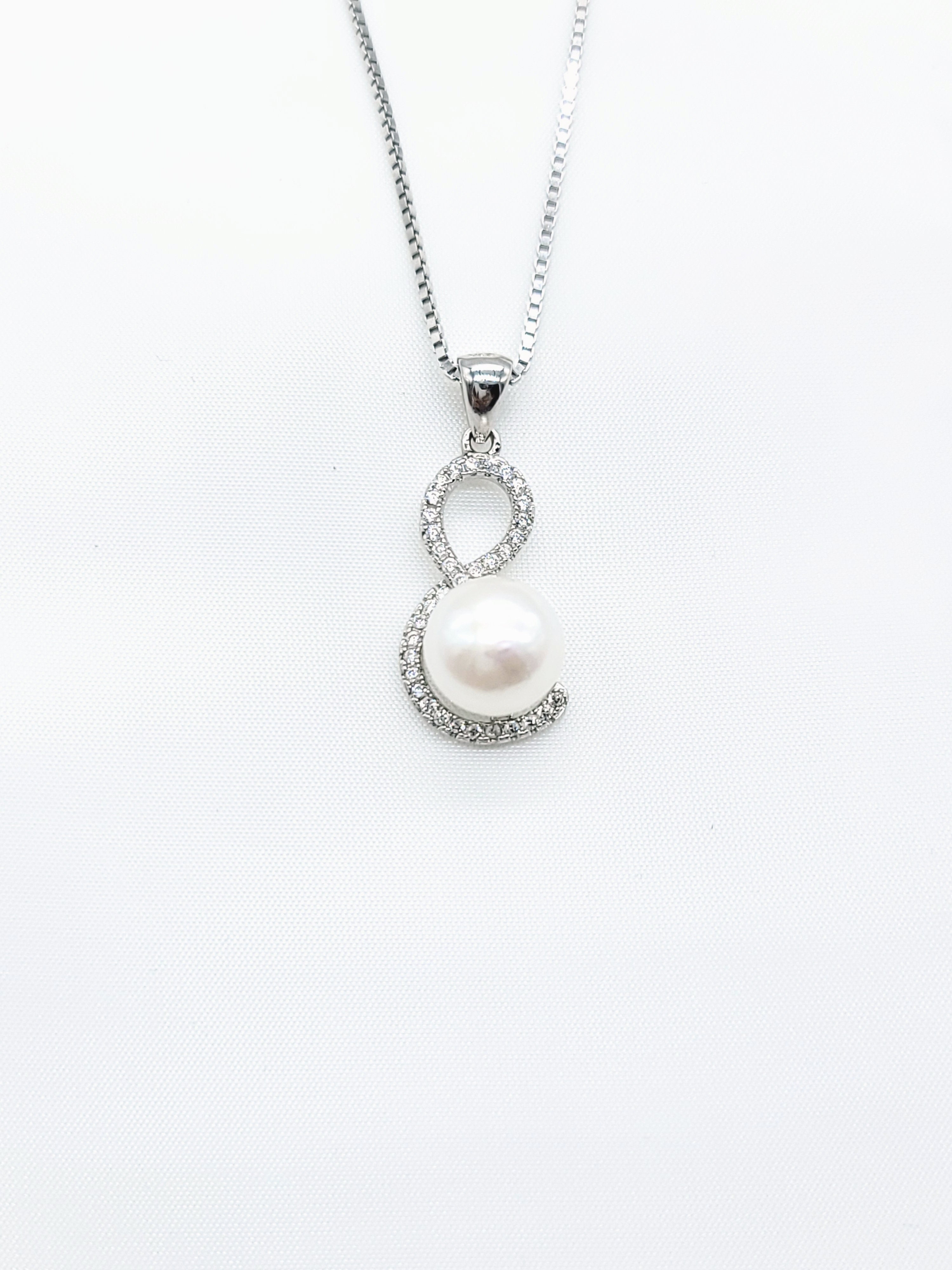Iisfir's Pearls Collection - Swirl Pendant Necklace and Earrings Set in Sterling Silver