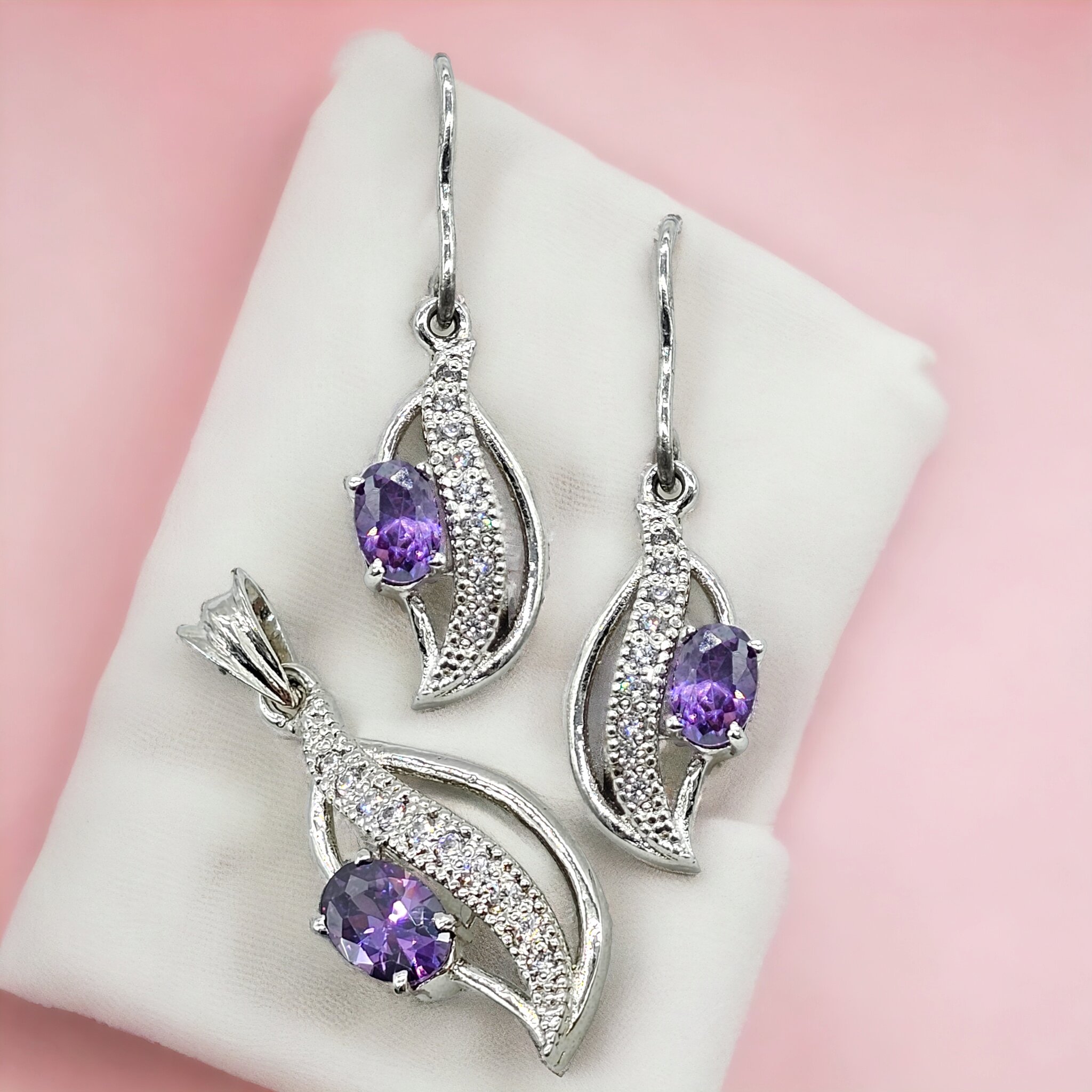 Exquisite 925 Sterling Silver Amethyst & CZ Jewelry Set