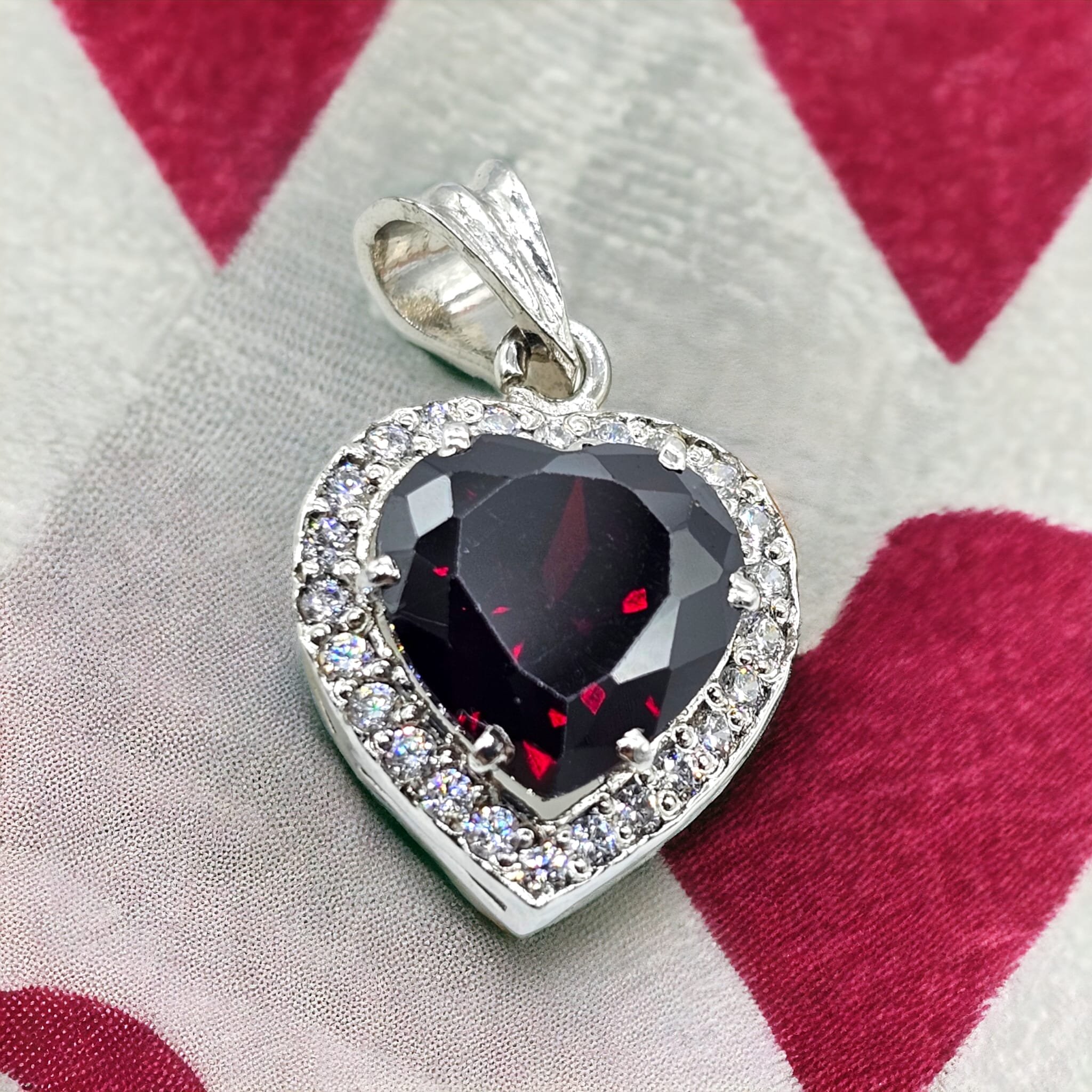 Elegant Sterling Silver Pendant with Natural Garnet Heart 