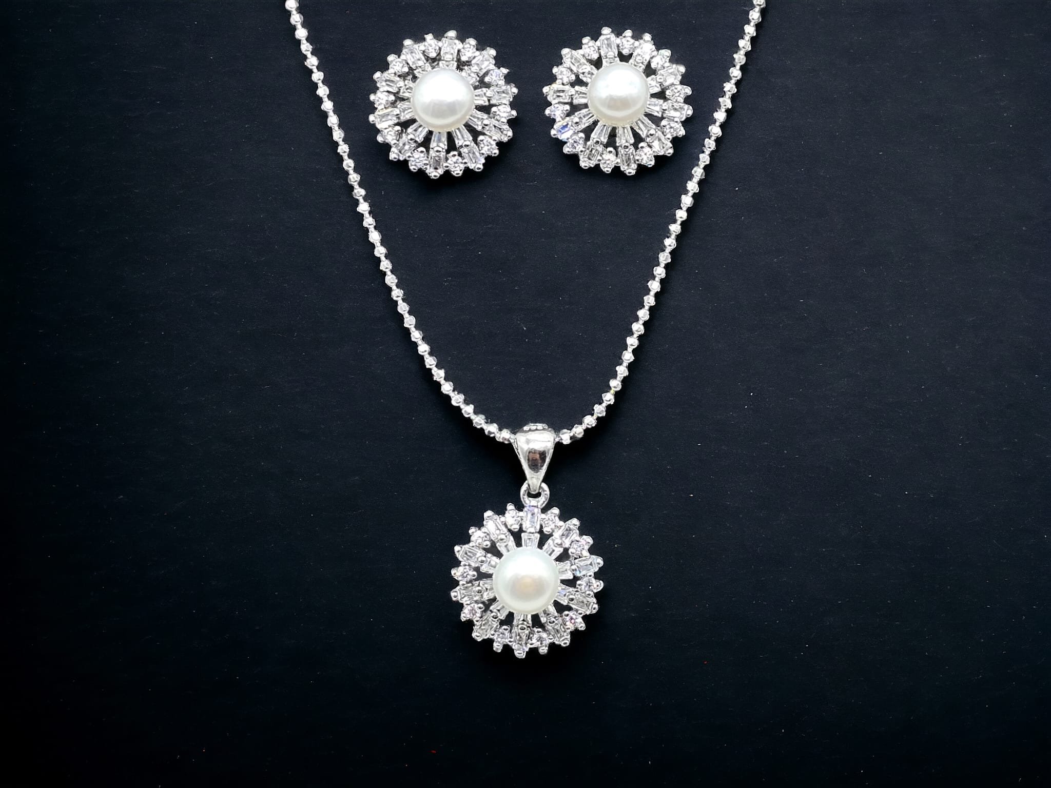 Iisfir's Pearls Collection - Natural Pearls and Cubic Zirconia Set in Sterling Silver