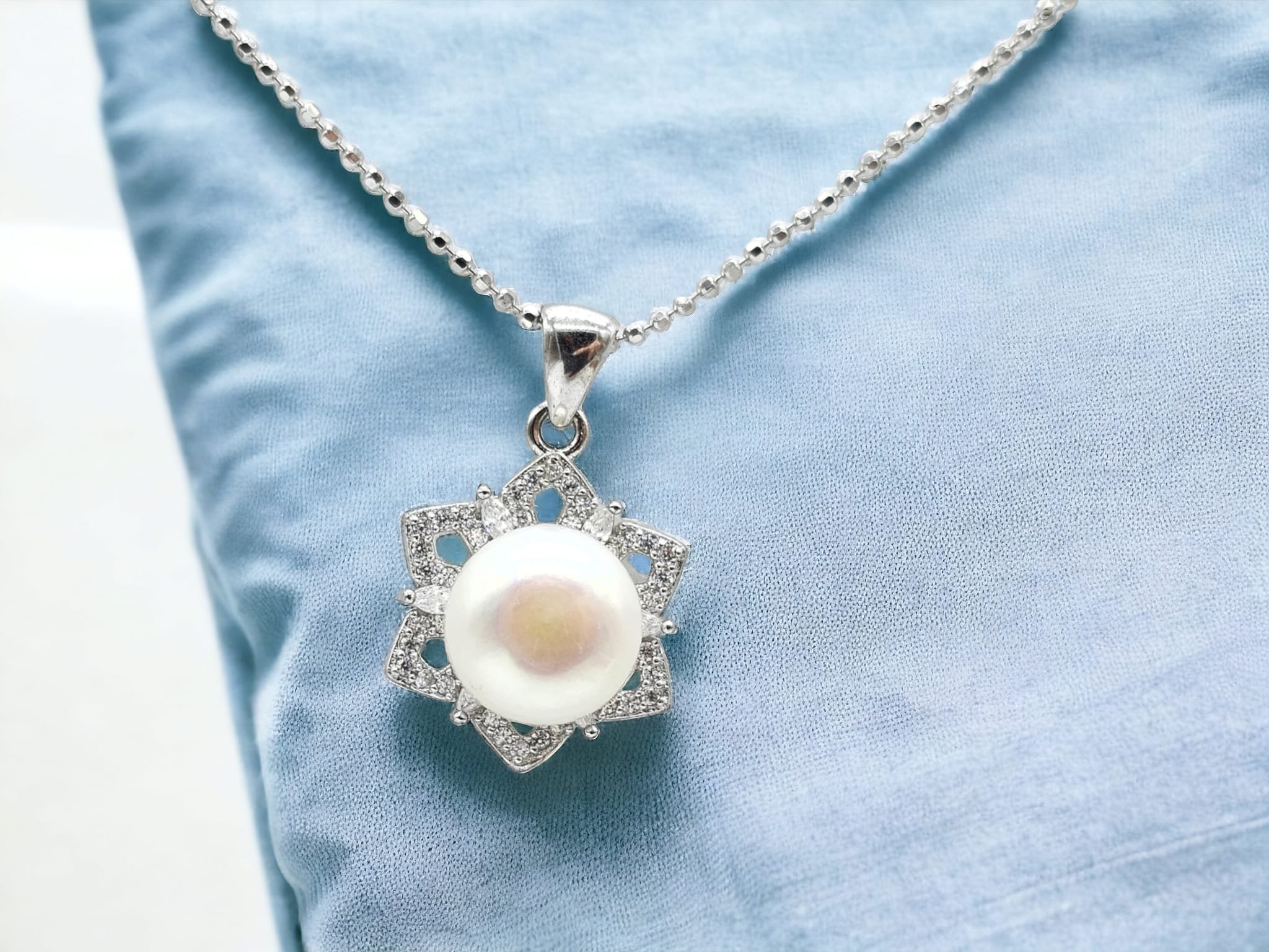 Iisfir's Pearls Collection - Natural Pearls Pendant Necklace and Earrings Set - Sterling Silver