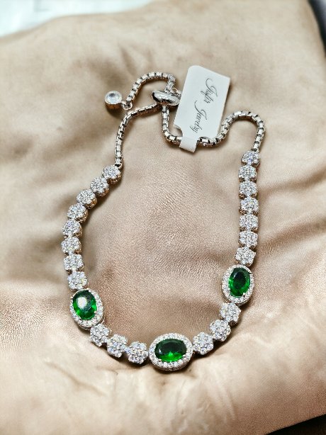 "Emerald Essence Zircon Bracelet"